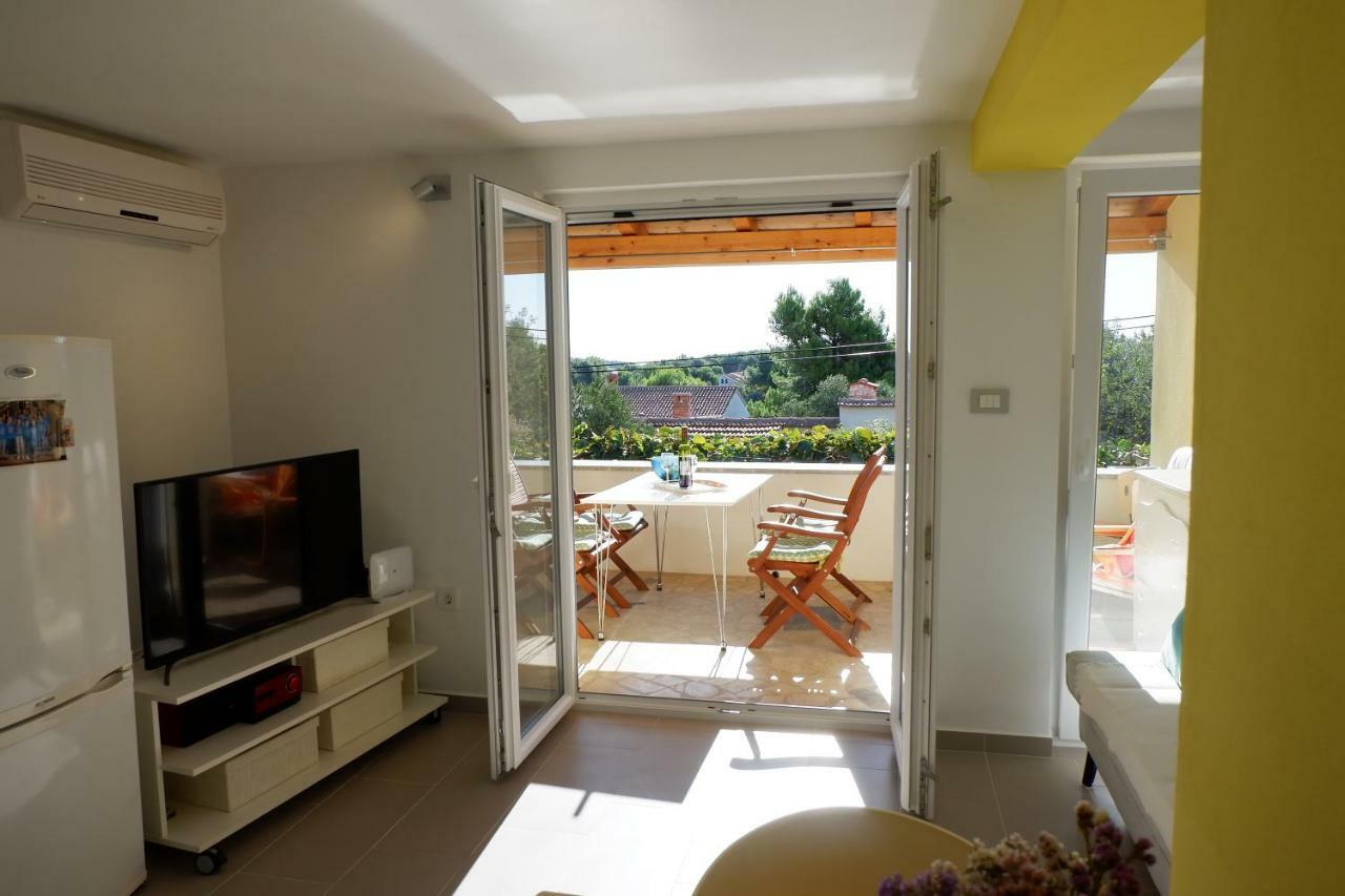 Apartment Marija プレマントゥーラ エクステリア 写真